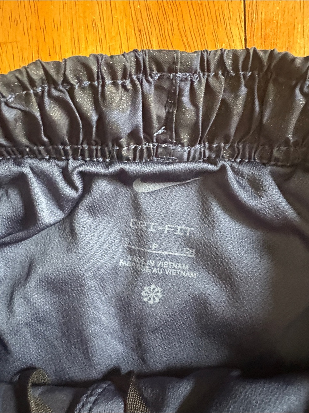 LADIES NIKE RUNNING SHORTS - Picture 4 of 5